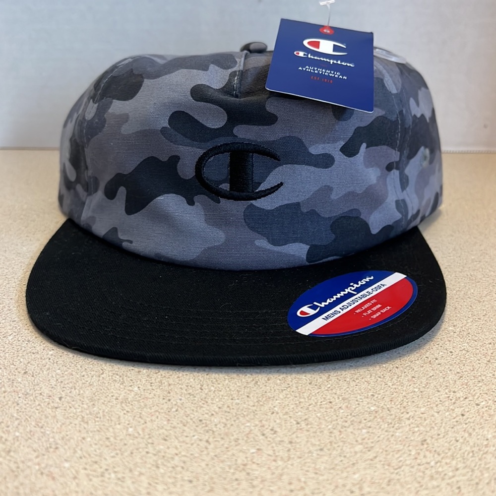 Champion Mens Adjustable OSFA Flat Brim Hat